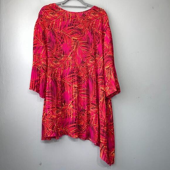 Catherines Plus Size 3X Asymmetrical Semi Sheer Pleat Top Tropical Resortwear - Picture 5 of 9